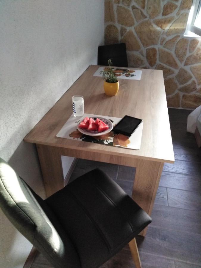3D Studio Apartment Каштела Экстерьер фото