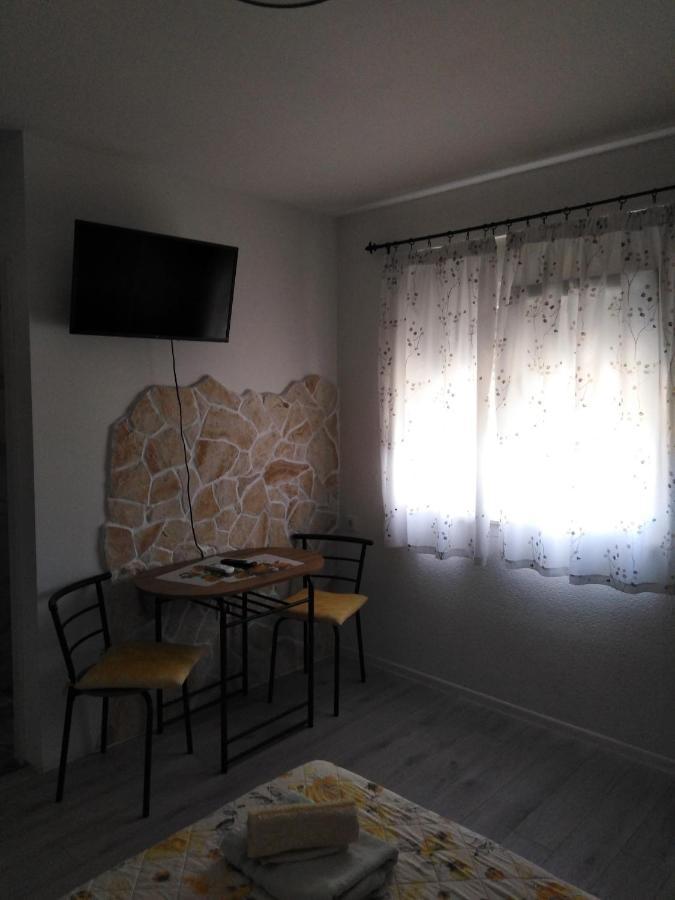 3D Studio Apartment Каштела Экстерьер фото